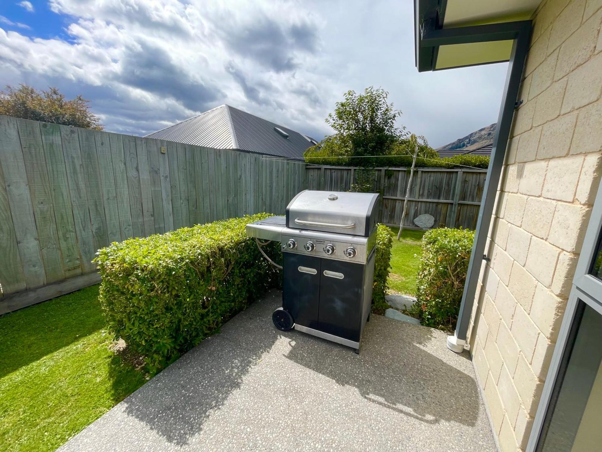 Alpine Mirage Villa Queenstown Bagian luar foto